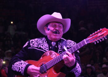 ROSENDO CANTÚ La leyenda viva de Cadetes de Linares