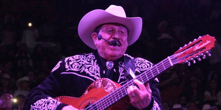 ROSENDO CANTÚ La leyenda viva de Cadetes de Linares