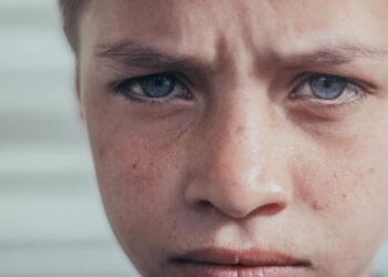 NIÑOS VACÍOS MODERNIDAD SIGLO XXI