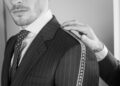 ¿Cuánto debes pagar  por un traje a la medida?