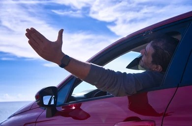 ¿Qué consume más gasolina: Ventanas abiertas o Aire acondicionado?