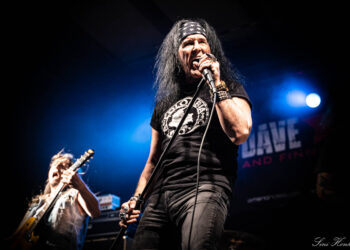 DAVE EVANS el primer vocalista de AC/DC