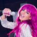 NUMA, definida como la cantante de SELF EMPOWERMENT, es una artista multifacética y ecléctica